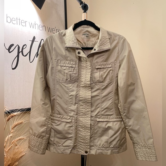 YCC Women’s Lightweight Jacket - Picture 10 of 15